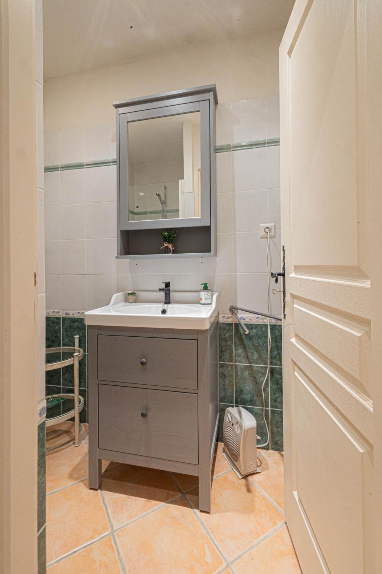 Villa Les Mimosas - 3 Chambres D'Hotes Plassac  エクステリア 写真