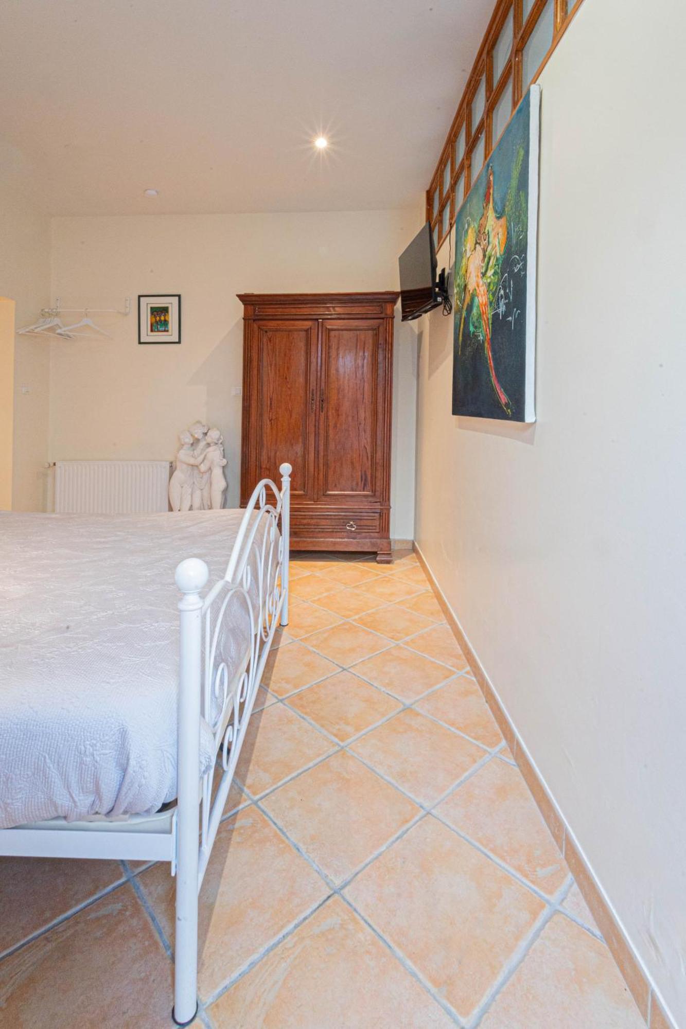 Villa Les Mimosas - 3 Chambres D'Hotes Plassac  エクステリア 写真
