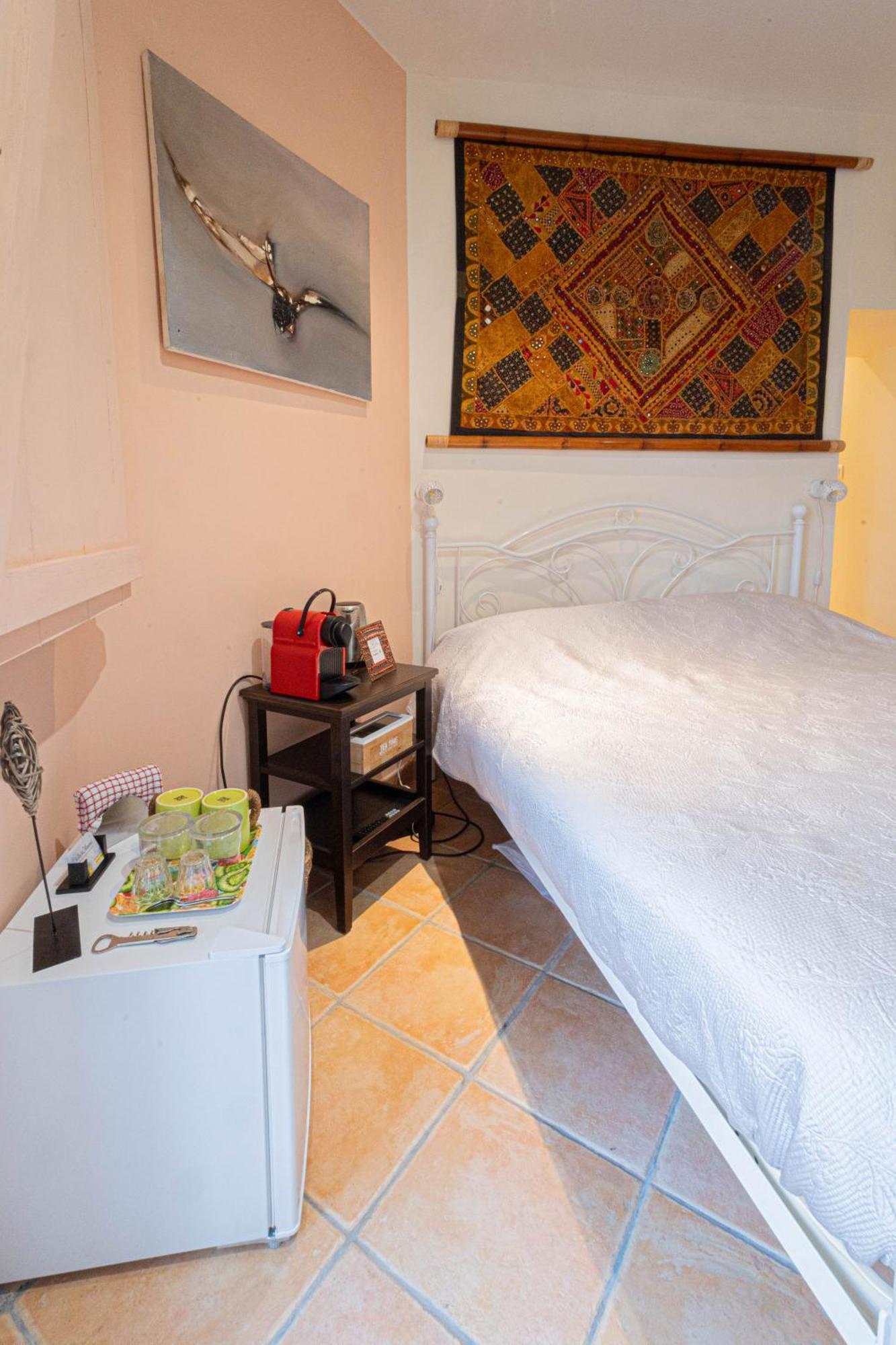 Villa Les Mimosas - 3 Chambres D'Hotes Plassac  エクステリア 写真